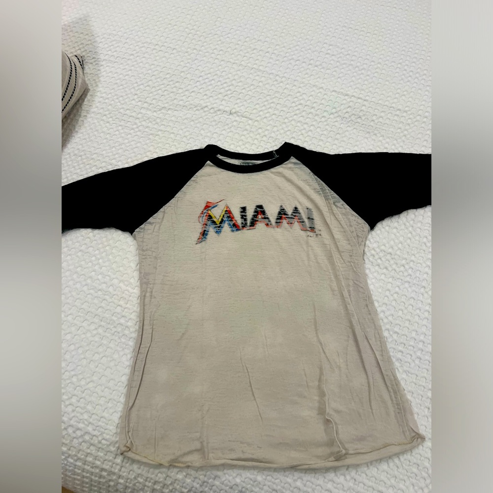Vintage miami Marlins 3/4 sleeve shirt